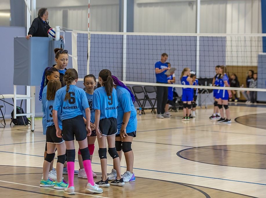 Photo of 5 - 6 grade volleyball game